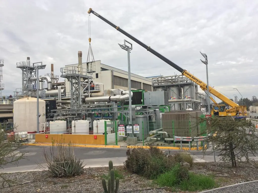 Montaje eléctrico complejo en planta industrial de Aguas Andinas realizado por Screwair